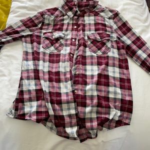 Plaid top with snap buttons